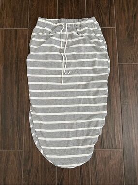 🪼5/$10 SO Gray & White Striped Drawstring Midi Skirt